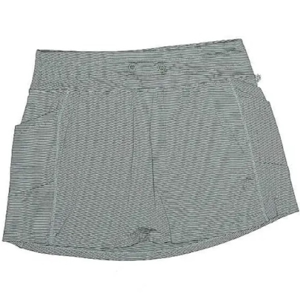 Green skort - Picture 2 of 9